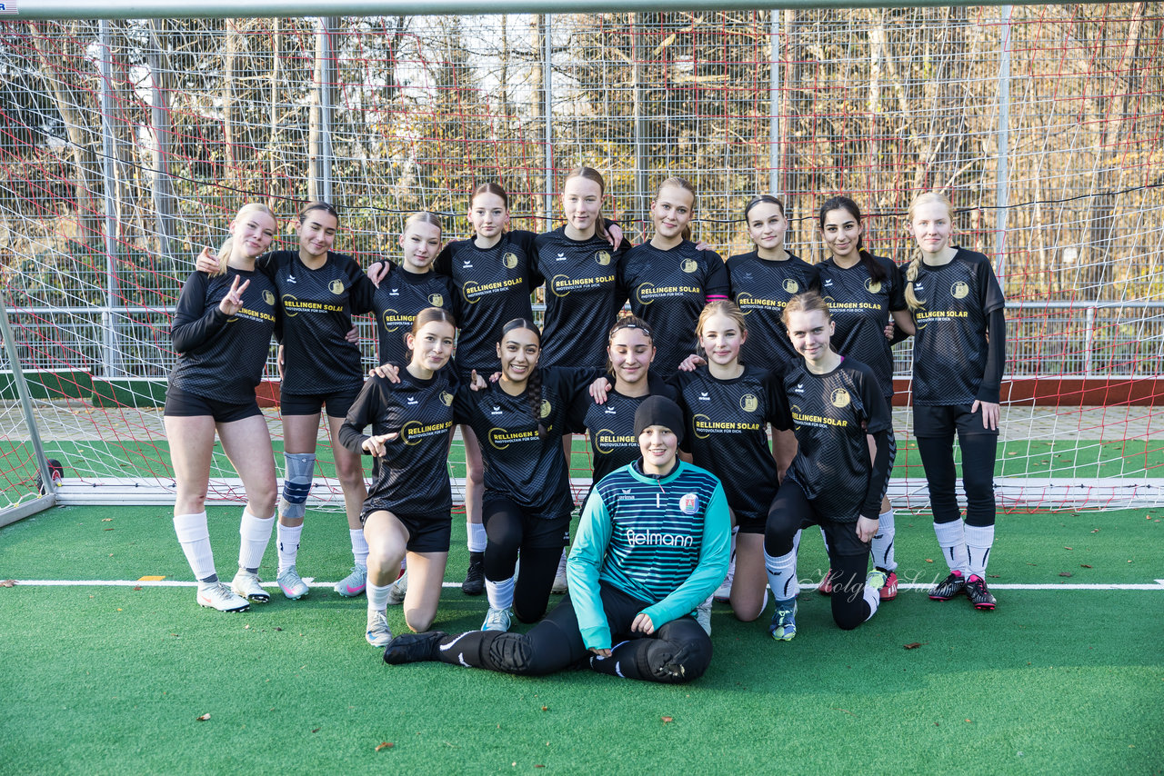 Bild 431 - wBJ VfL Pinneberg2 - Eimsbuttler TV 3 : Ergebnis: 5:0